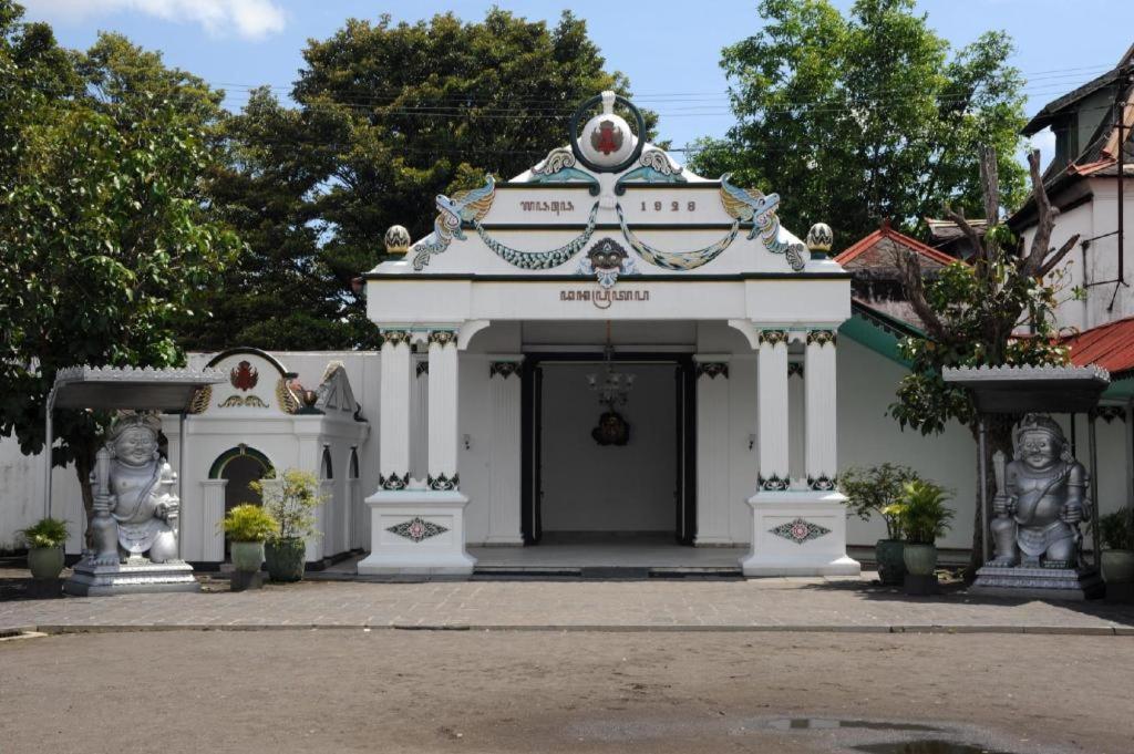 Oyo 91532 Malioboro Guesthouse Yogyakarta Exterior foto